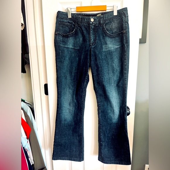 Ellie Tahari jeans size 12 but fit like a 10 - Picture 1 of 5